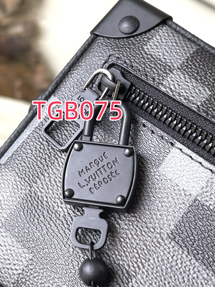 TGB075 MINI SOFT TRUNK BAG M14922