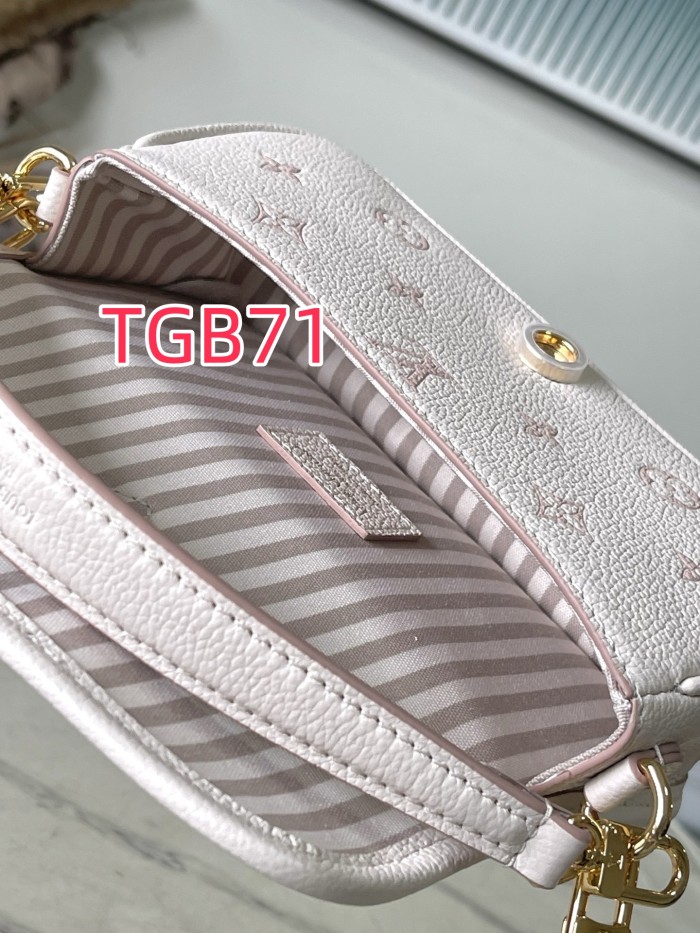 TGB071 Nano Diane handbag M13642