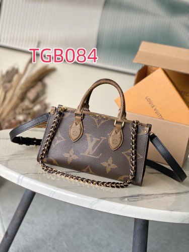 TGB084 ONTHEGO EAST WEST CHAIN handbag m14236