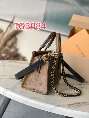 TGB084 ONTHEGO EAST WEST CHAIN handbag m14236