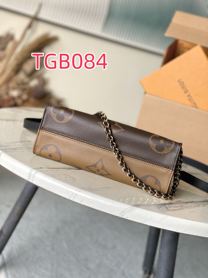 TGB084 ONTHEGO EAST WEST CHAIN handbag m14236