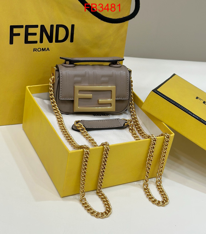 FB3481 NANO BAGUETTE Super Mini Bag