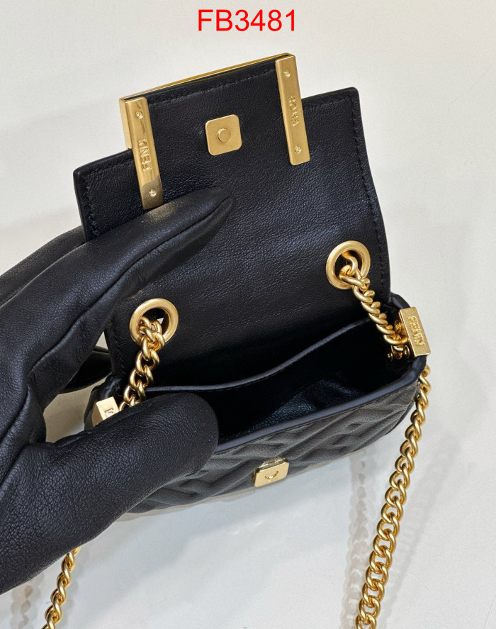 FB3481 NANO BAGUETTE Super Mini Bag