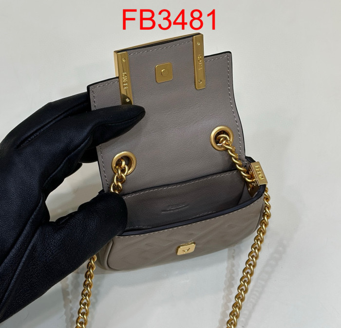 FB3481 NANO BAGUETTE Super Mini Bag