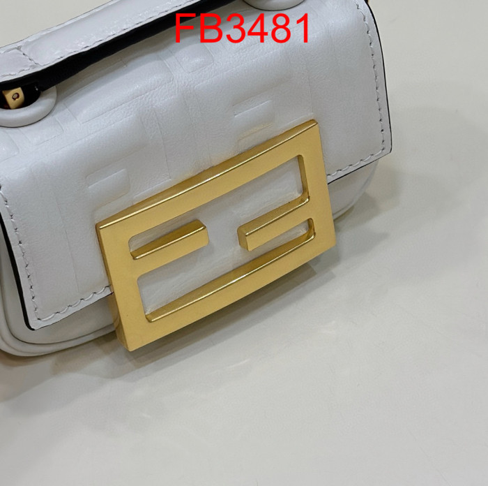 FB3481 NANO BAGUETTE Super Mini Bag