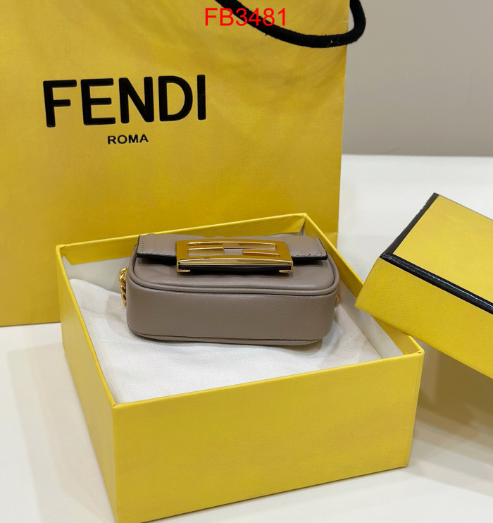 FB3481 NANO BAGUETTE Super Mini Bag