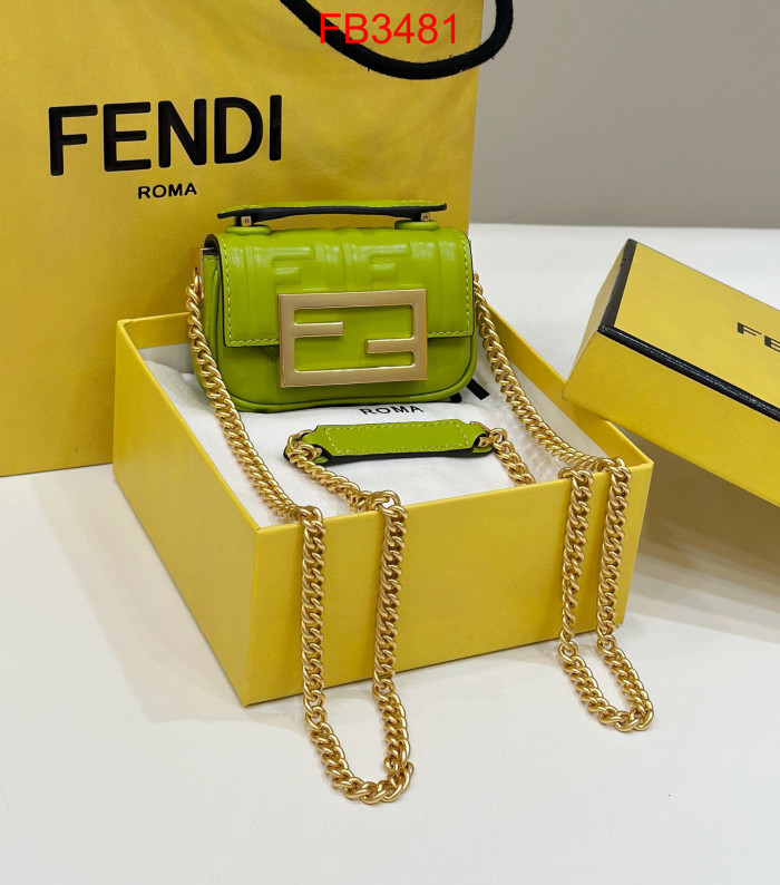 FB3481 NANO BAGUETTE Super Mini Bag