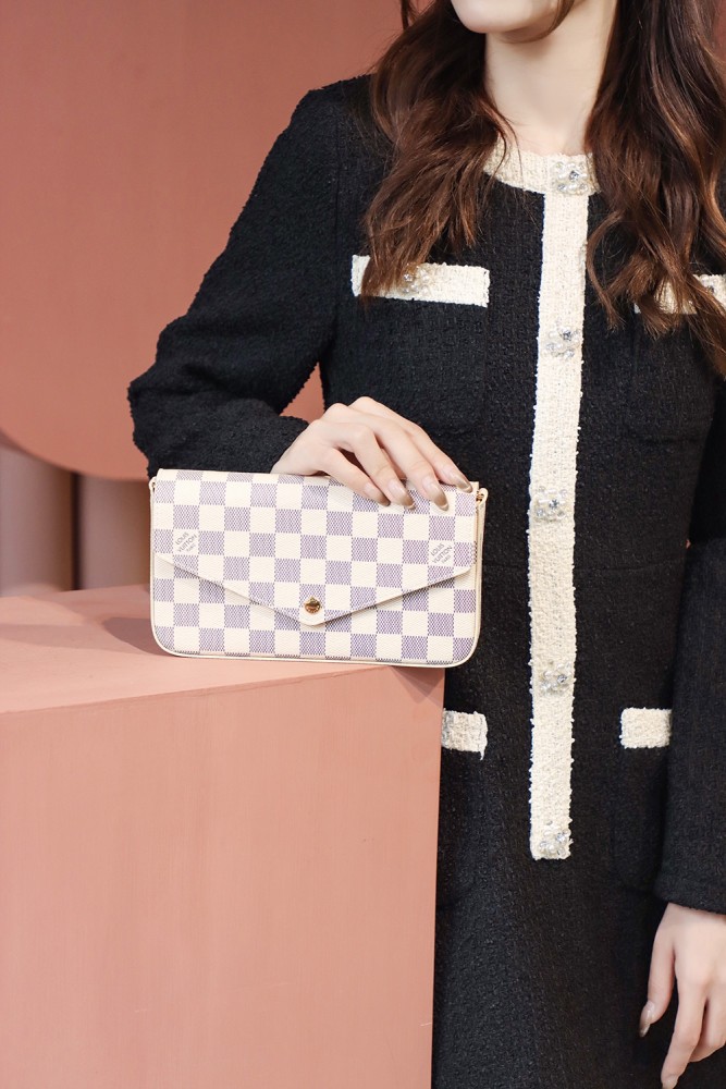 POCHETTE FELICIE BROWN & WHITE CANVAS & BROWN MONGRA