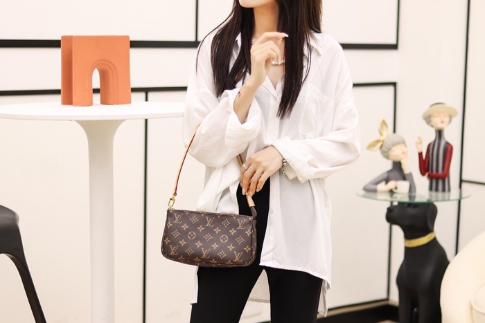 POCHETTE ACCESSOIRES