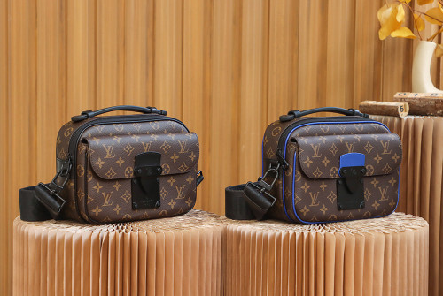 S LOCK MESSENGER - BLACK & BlUE