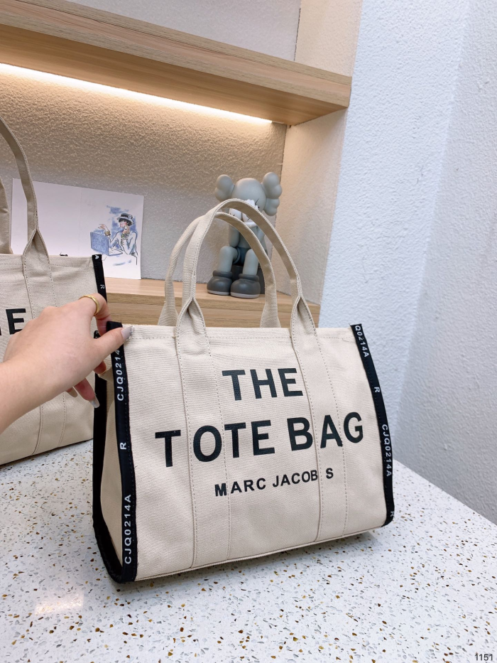 The Jacquard Large Tote Bag