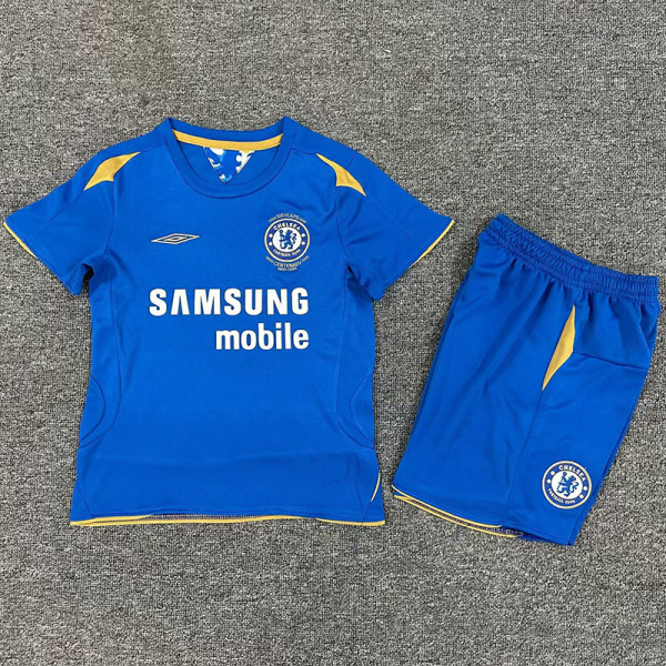 2005-2006 CHE Home Kids Retro Soccer Jersey