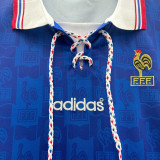 1996 France Home Retro Soccer Jersey (带章)