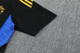 25-26 Man Utd Black Training Short Suit