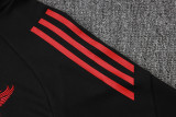 25-26 LIV Black Half Pull Tracksuit (半拉链)