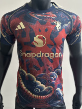 25-26 Man Utd Red Black Player Version Training shirts (蛇纹)