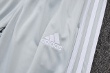 25-26 Bayern Light gray Half Pull Tracksuit #B2548(半拉链)