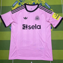 25-26 Newcastle Pink Goalkeeper Soccer Jersey