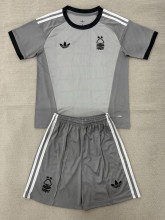 26-27 Nottingham Forest Grey Goalkeeper Kids Soccer Jersey