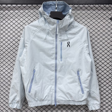 2026 ON Light blue Outdoor Jackets #Y506冲锋衣