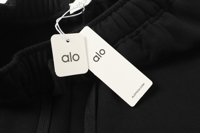 ALO 2025 1:1 high quality version summer new 3 pack sport  loose knit short