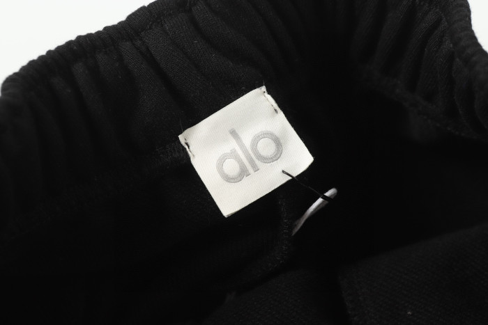 ALO 2025 1:1 high quality version summer new 3 pack sport  loose knit short