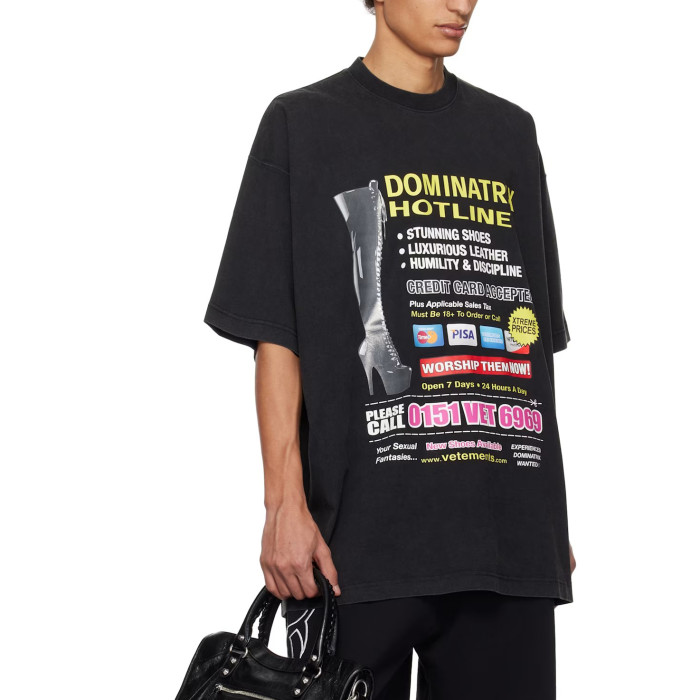 2025 New 1: 1 high quality version  Logo T-shirt Short sleeve