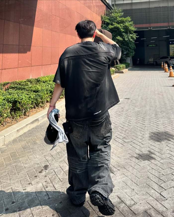 2025 New 1: 1 high quality version printing Logo T-shirt Short sleeve