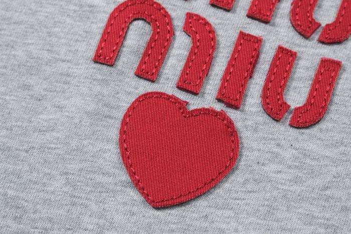 25 New style 1.1 High-quality patchwork embroidered LOGO short-sleeved shirt