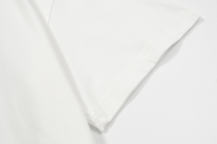 25 New style 1.1 High-quality patchwork embroidered LOGO short-sleeved shirt