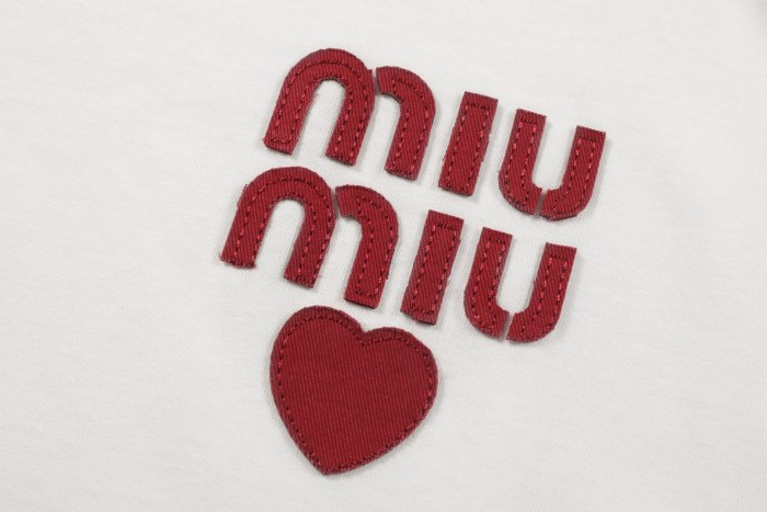 25 New style 1.1 High-quality patchwork embroidered LOGO short-sleeved shirt