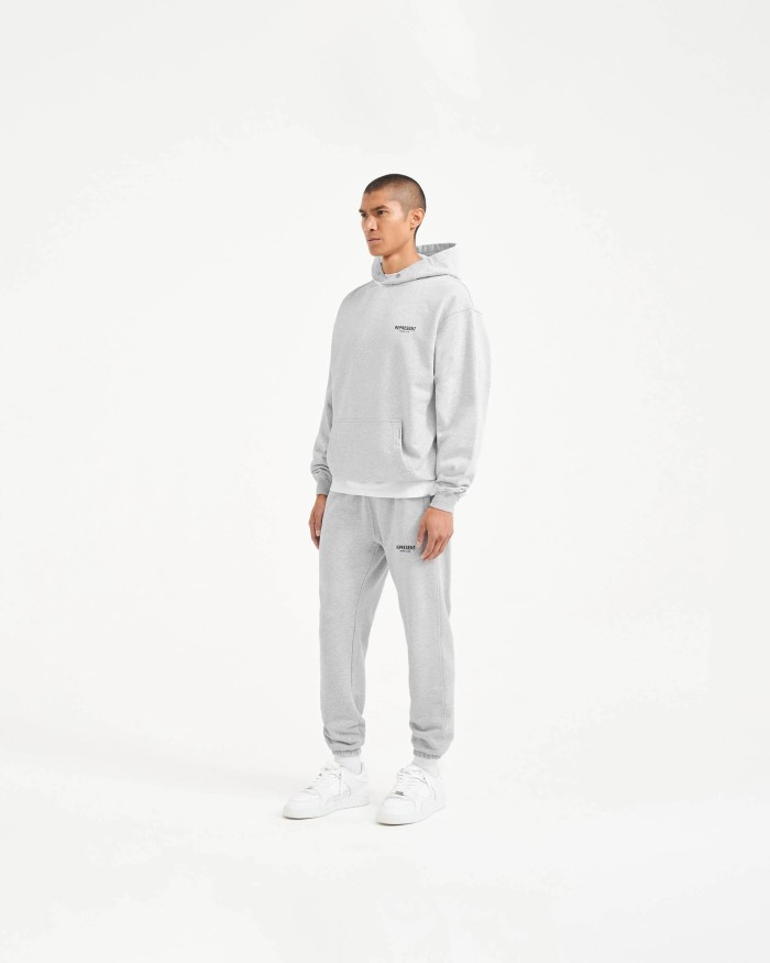 2025 New style 1.1 High-quality English logo printed hooded sweatshirt