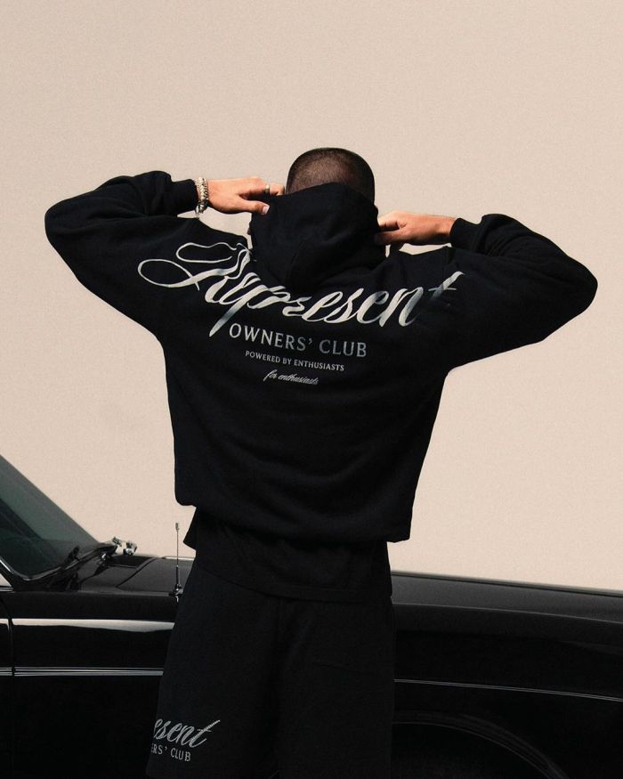2025 New style 1.1 High-quality English logo printed hooded sweatshirt