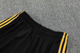 25-26 Man Utd Black Training Short Suit #条纹