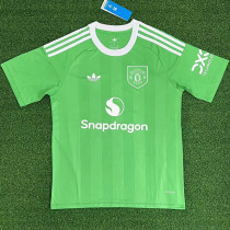 25-26 Man Utd Green Goalkeeper Fans Soccer Jersey