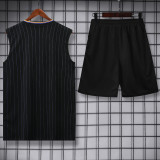 25-26 Man Utd Black Tank top and shorts suit #条纹
