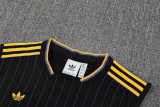 25-26 Man Utd Black Tank top and shorts suit #条纹