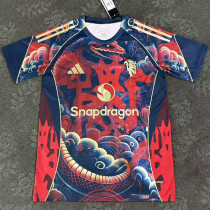 25-26 Man Utd Red Black Fans Training shirts (蛇纹)