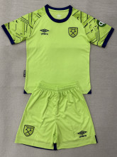 25-26 West Ham Green Goalkeeper Kids Soccer Jersey