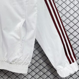 26-27 Spain White Windbreaker