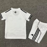 25-26 Fulham Home Kids Soccer Jersey 1:1 Thai Quality
