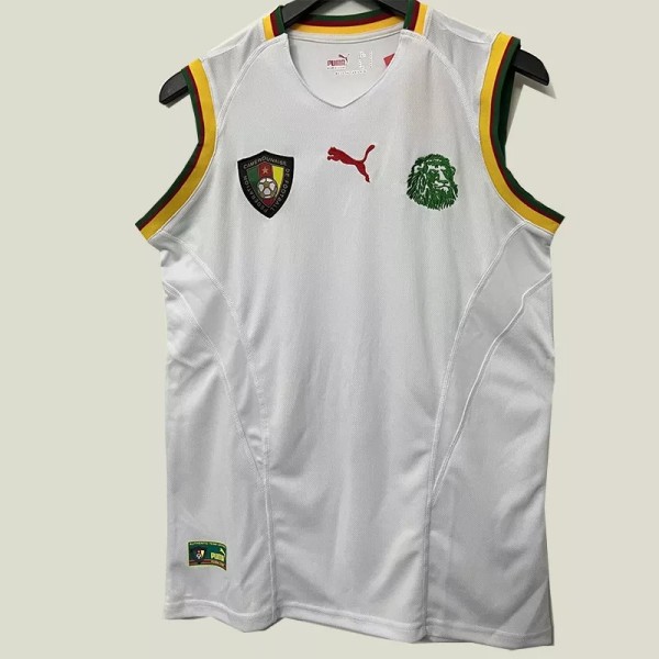 2002 Cameroon Away Retro Soccer Jersey