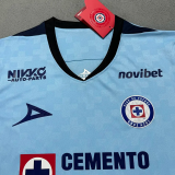 25-26 Cruz Azul Light Blue Goalkeeper Fans Soccer Jersey 1:1 Thai Quality