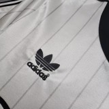 1983 Man Utd Away White Retro Soccer Jersey