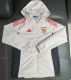 25-26 Sevilla Light gray Windbreaker