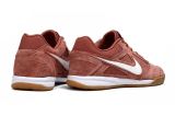 Nike SUPREME partners with MD football shoes  Supreme x Nike