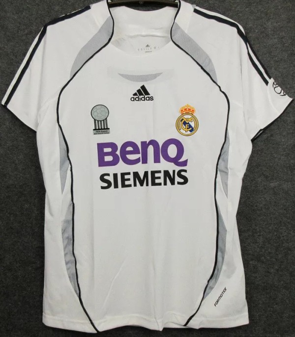 Retro Real Madrid Home 1:1 Quality Soccer Jersey 2006/2007