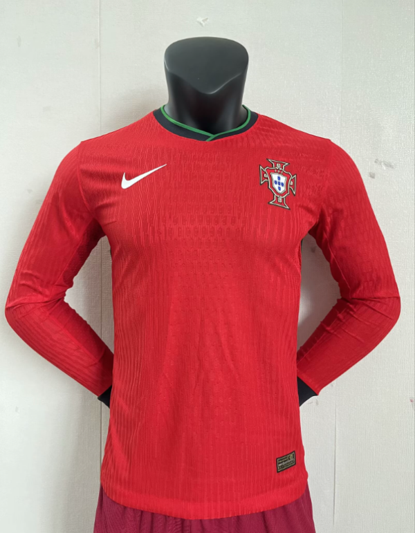 Portugal Home Long Sleeves Player 1:1 Quality Soccer Jersey 24/25