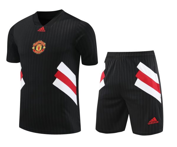 23/24 Manchester UnitedRed Black 1:1 Quality Training Jersey（A-Set）