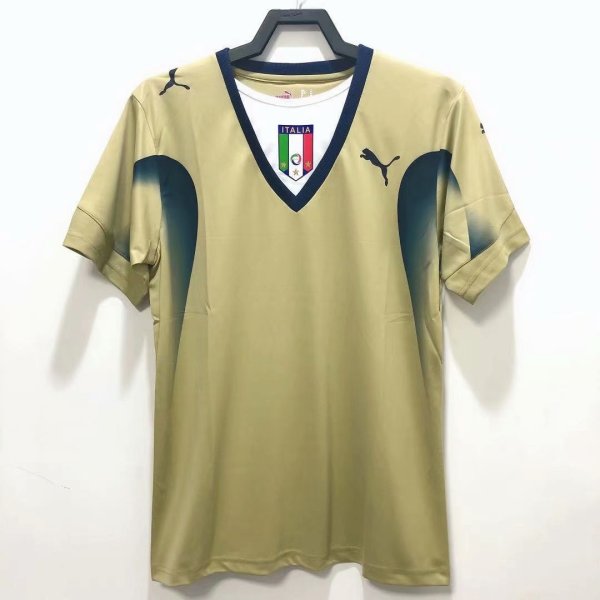 Italy Goalkeeper 1:1 Quality Retro Soccer Jersey 2006